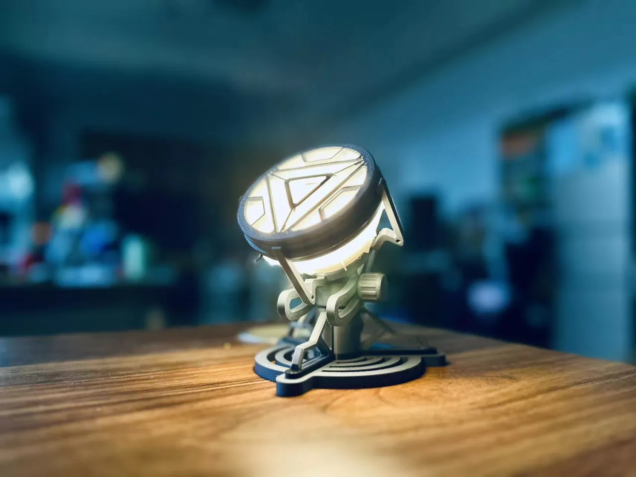 Iron Man Arc Reactor (LED Lamp Kit-001) view 3