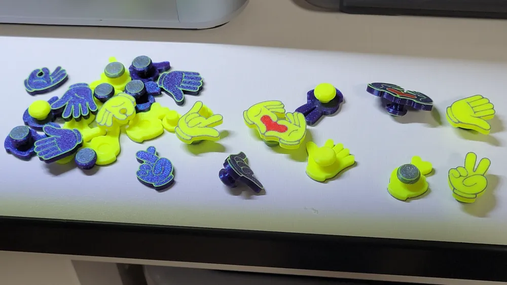 Crocs Jibbitz Set, Groovy Hands by kabendesign MakerWorld