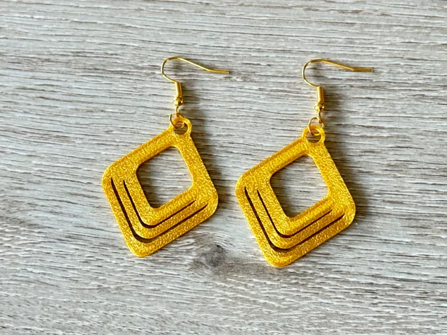 Diamond earring 2.