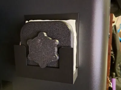 Universal Cleaner Holder