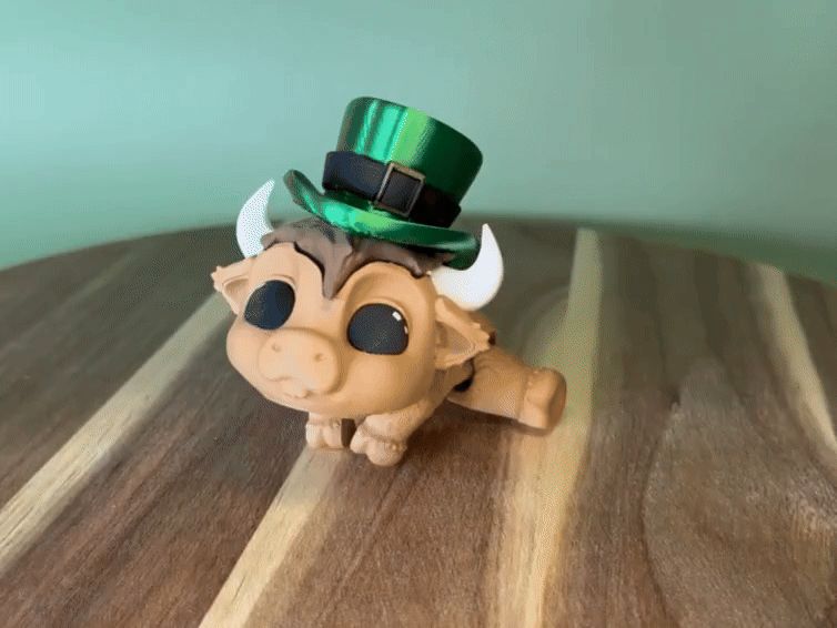 Lucky the Cow - Articulated St Patrick's Day