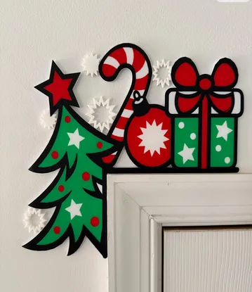 Christmas Door Corner / Door Topper. Tree & Gifts view 2