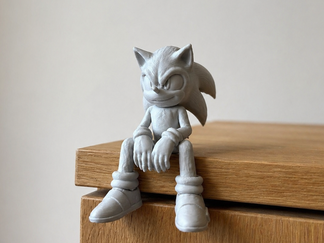 Sonic Sitting on Ledge Figure