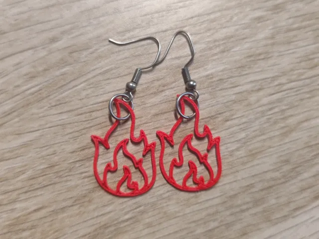 Minimal Flame Earrings – Lightweight Jewelry