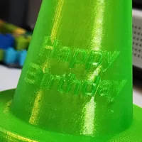 Cône joyeux anniversaire — photo 2