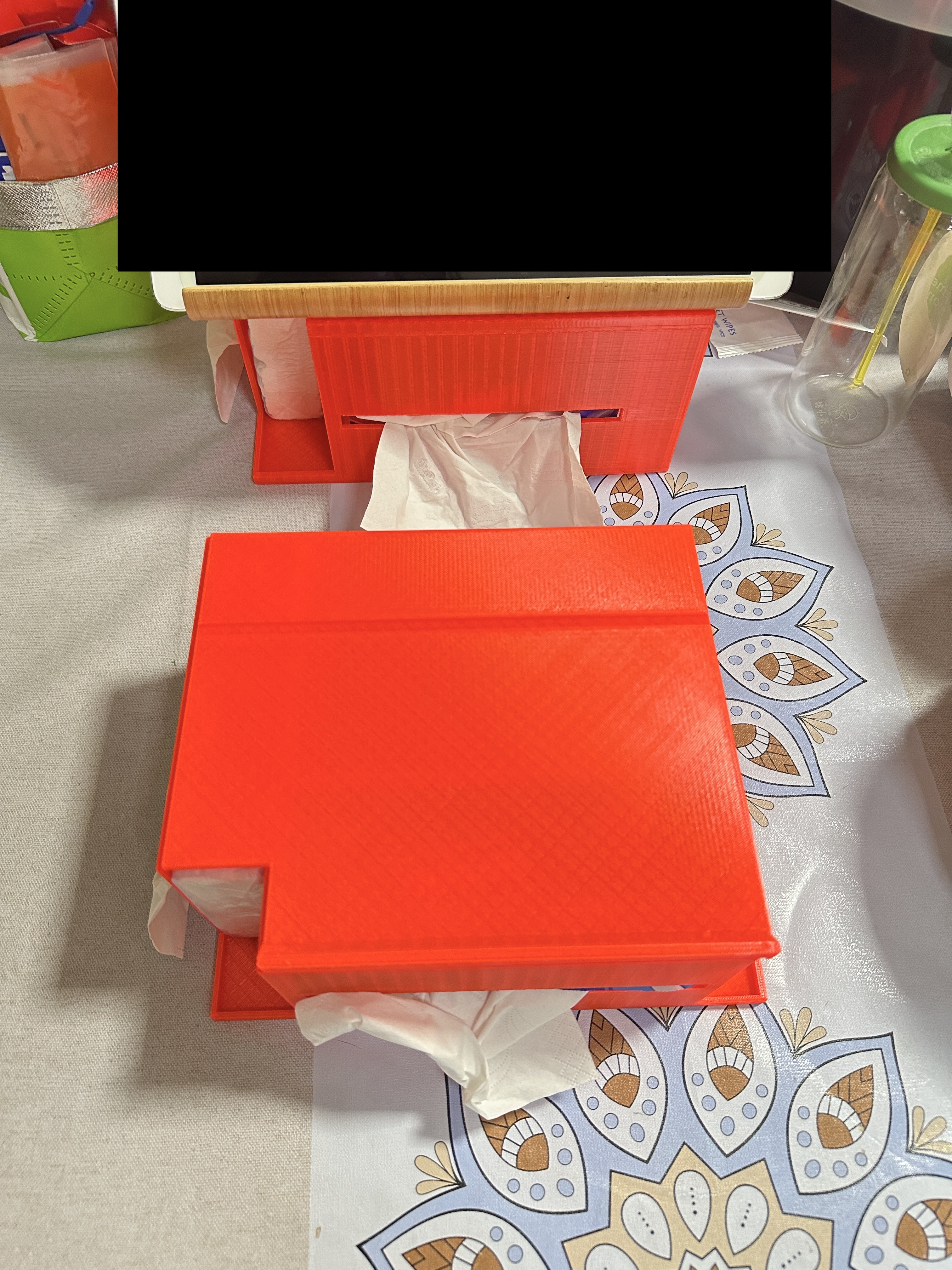 Miniatura 2 do modelo 3D 餐桌四合一纸巾盒