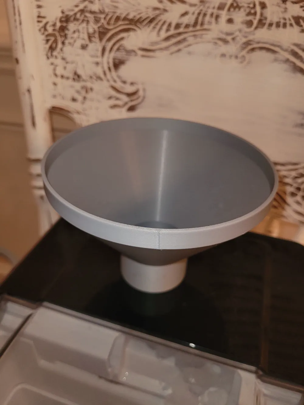 Funnel with wide base and holder by Engineer Guy - MakerWorld