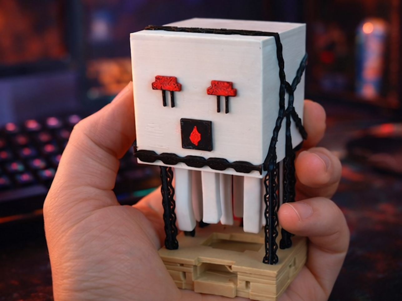 “Ghast Totem – Minecraft Inspired Display”