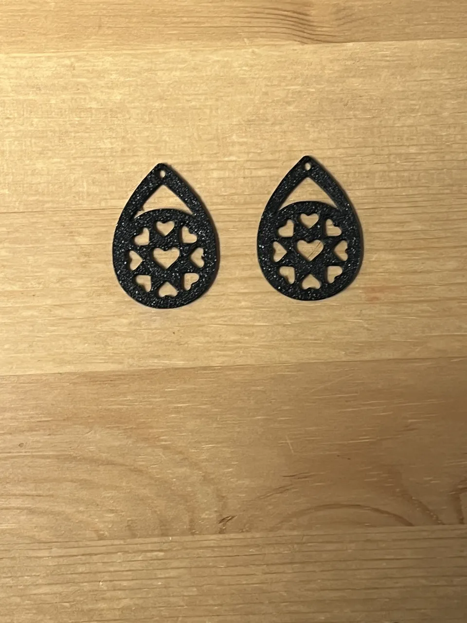 heart earrings view 2