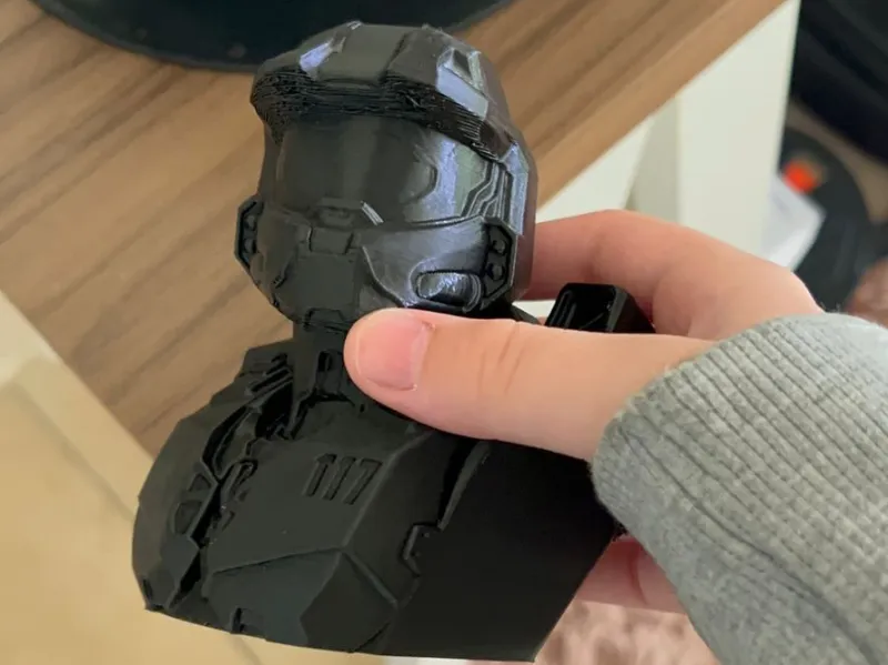 halo statue