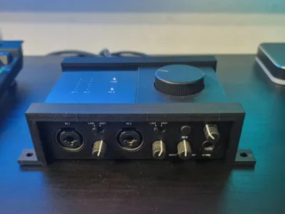Komplete Audio 2 Brackets