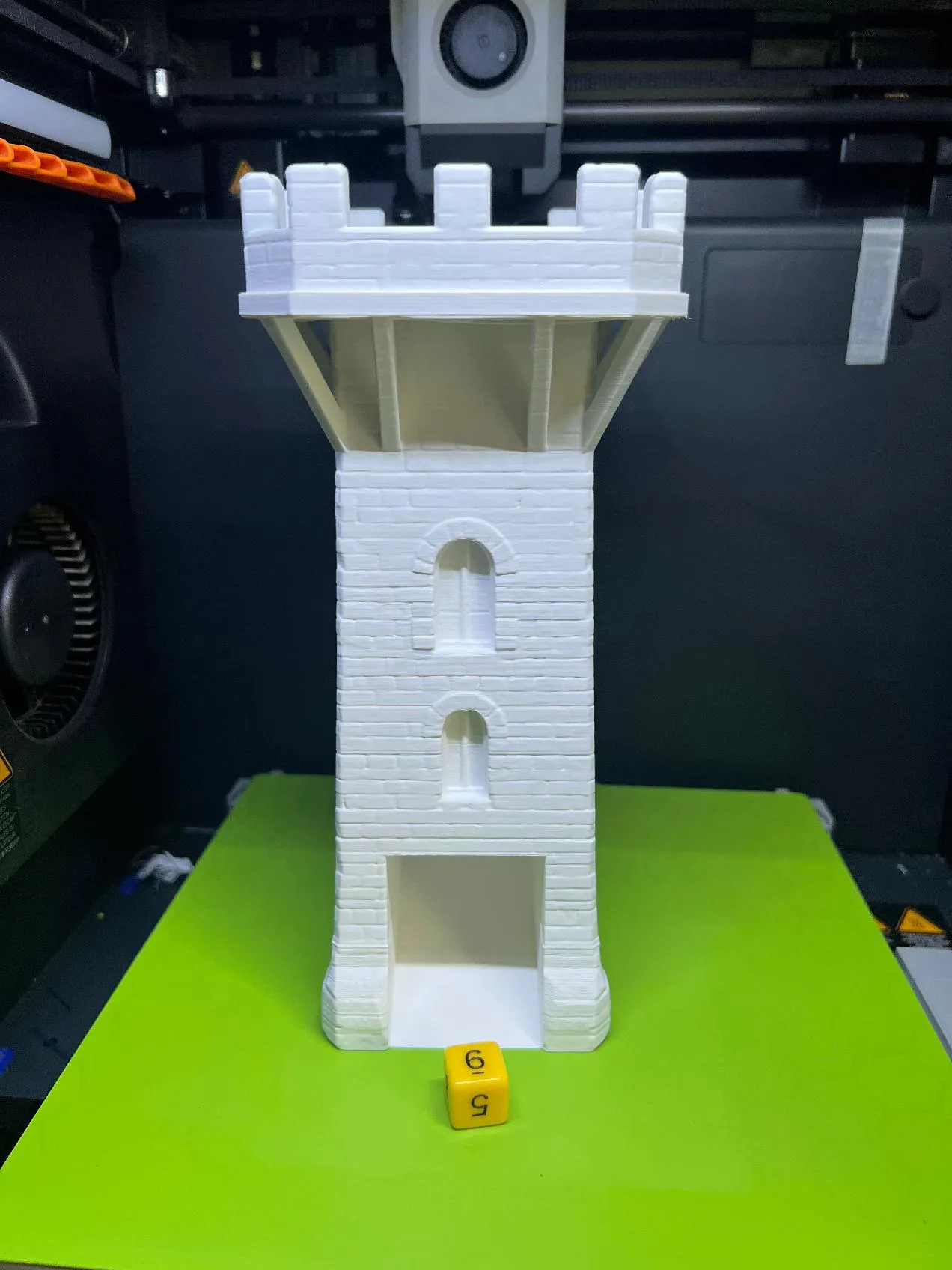 Castle Dice Tower XXL view 2