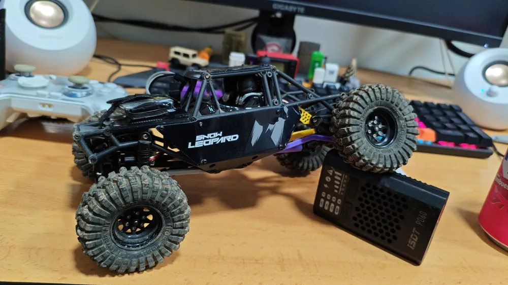 1/24 Upgrade Kit for UCX2405 Pro and FMS FCX24 - Free 3D Print Model ...