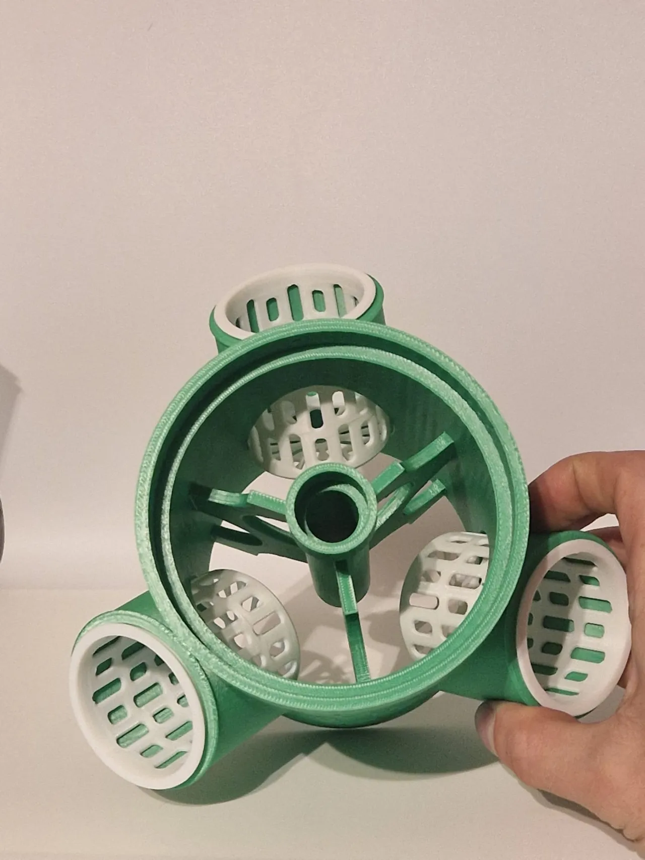 Modular Hydroponics Tower V2 view 3