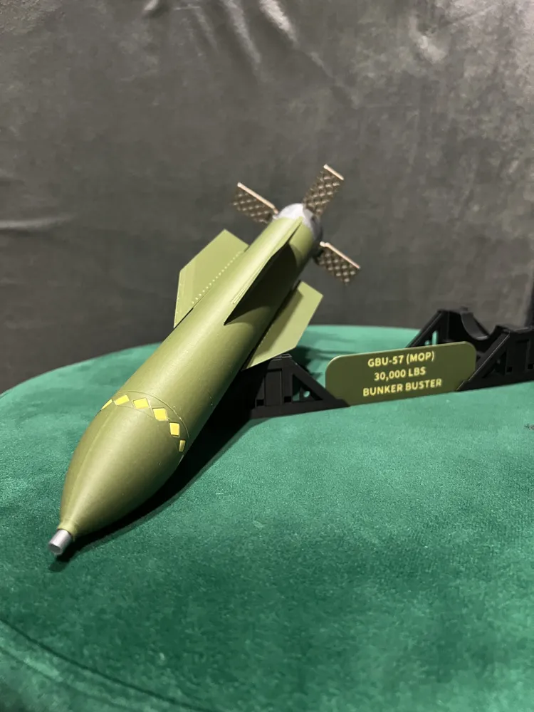 3Dプリント GBU-57 バンカーバスター 1:20 - 無料3Dモデル -MakerWorld