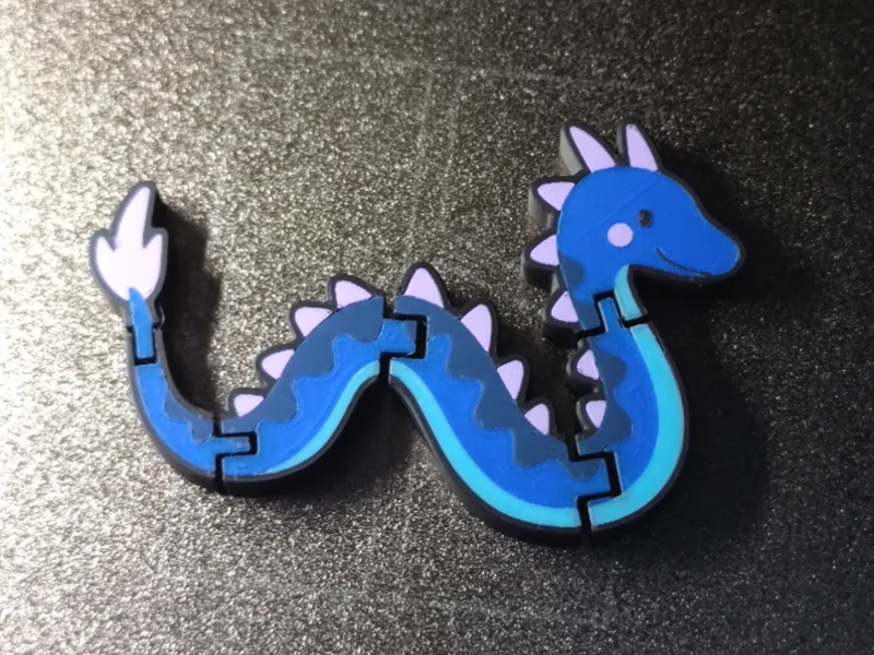 Niedlicher Flexi Drache