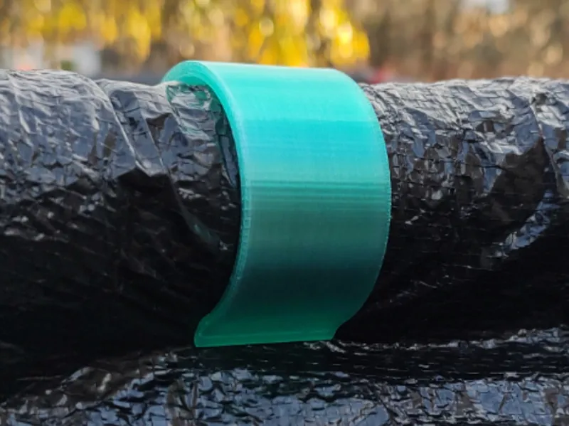 Pool cover clip