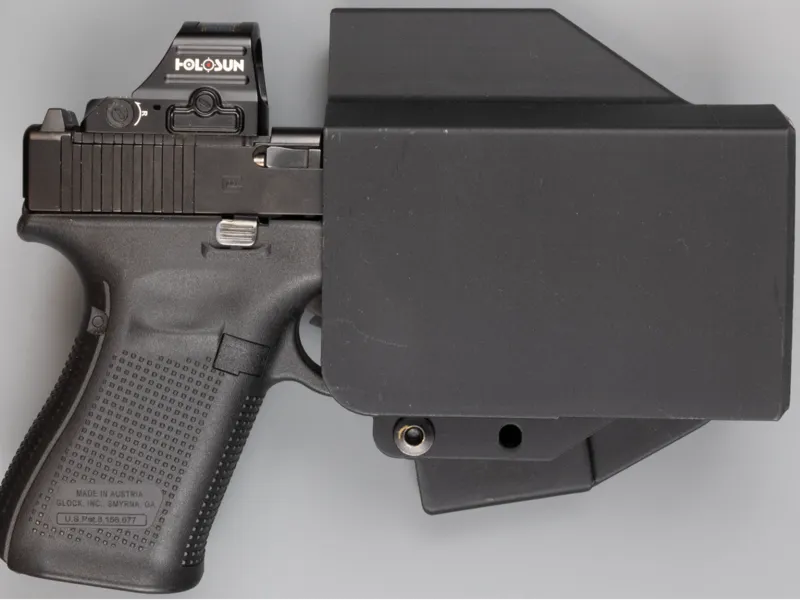 Holster for gen 5 Glock 19 with tlr7 light