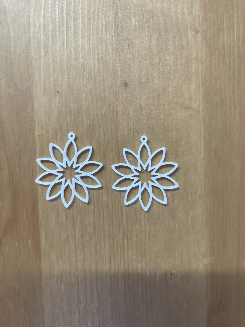 flower earrings view 2