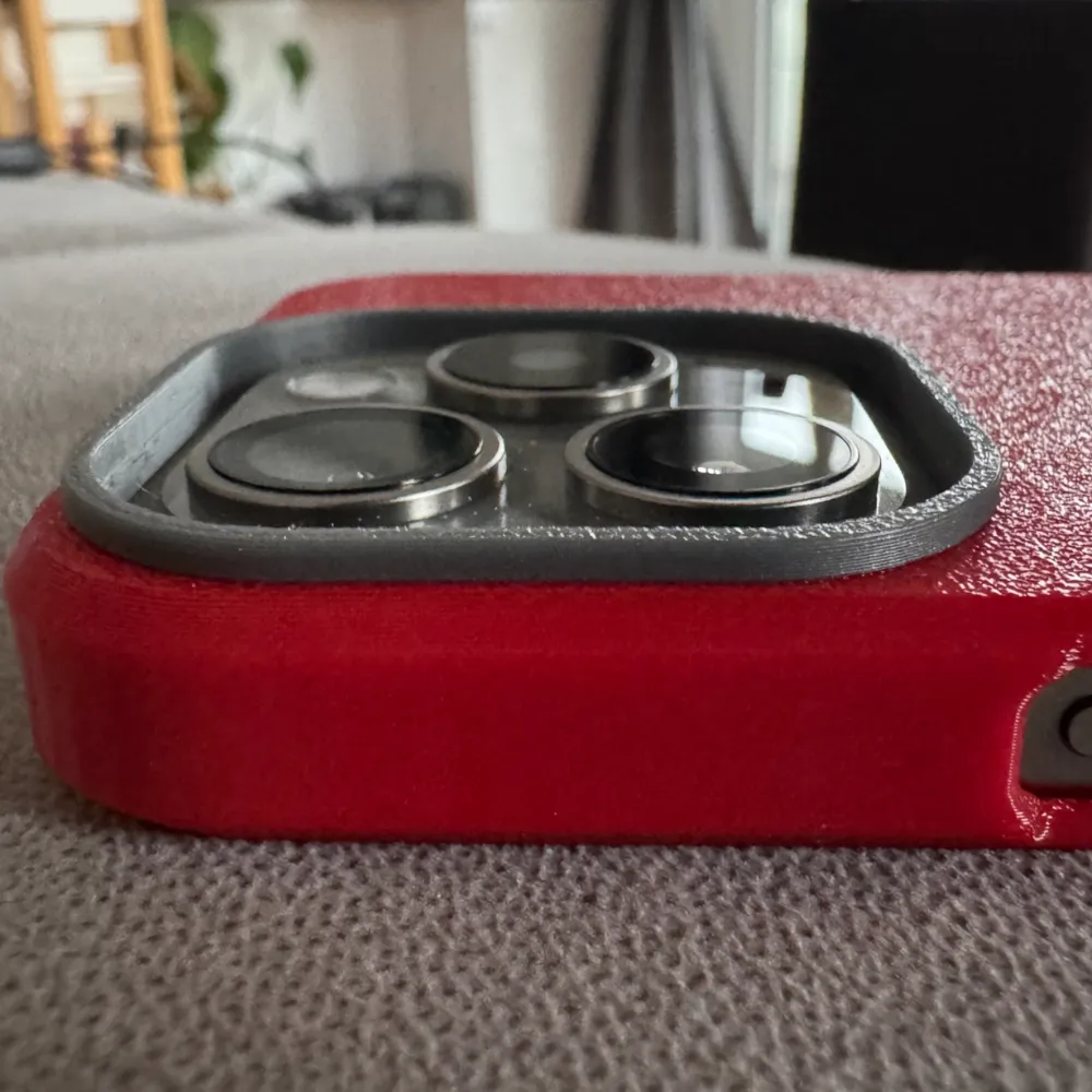 Coque IPhone Résistante '56 Cadillac Rouge - Pour IPhone 11, 12, 13, 14 - Style Rétro