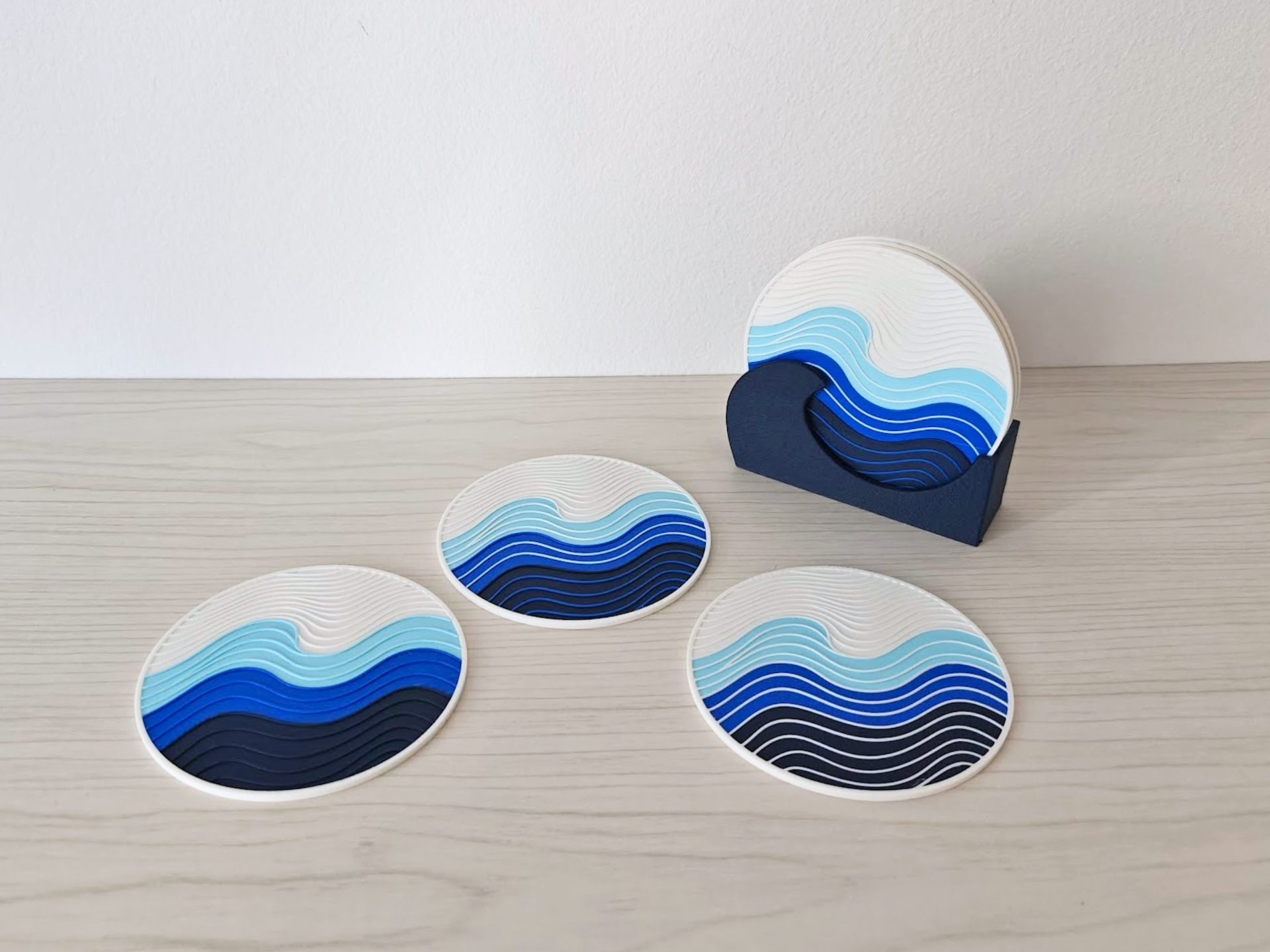 Miniatura 1 do modelo 3D Wave coasters with holder