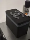 separate plates for logo and box