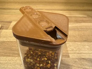 Spice jar shaker-lid