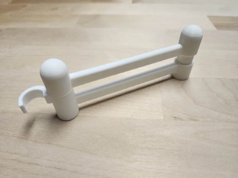 Fence compatible with kids barnyard toy