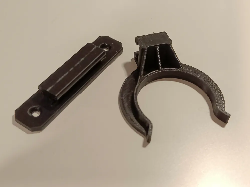 Baseboard Clip with Adjustment by DavidMakerWorld: Download Free 3D Models