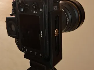 Universal DSLR & Mirrorless Camera L-Bracket