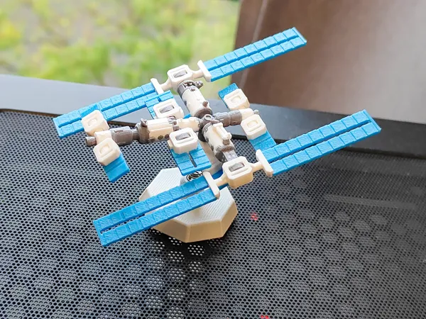 https://makerworld.bblmw.com/makerworld/model/USe1769c1369b4d4/design/2024-12-12_97e5748afb258.jpg