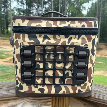 Soporte: Yeti Hopper Flip 12 MOLLE Panel — vista de referencia 2