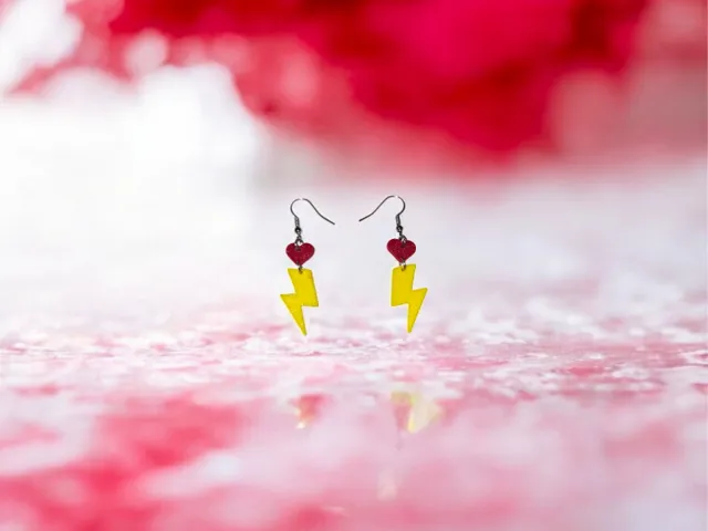 Love at first sight earrings