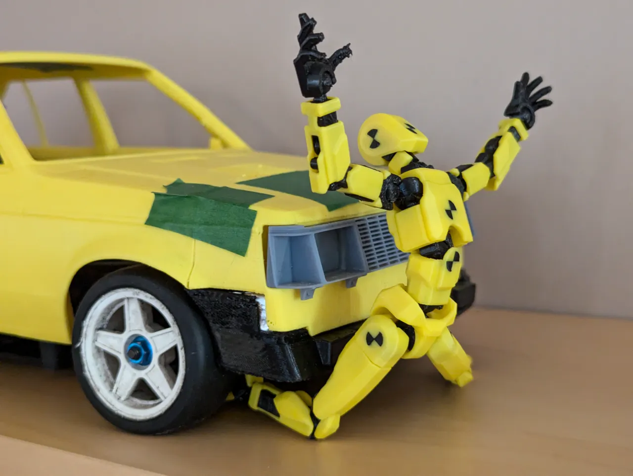 Crash Test Dummy 13 1/10 scale 6" tall view 2