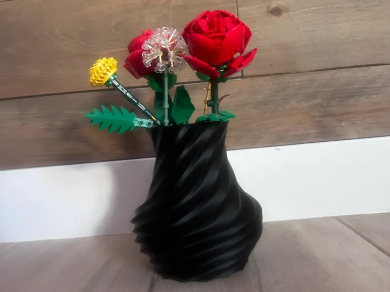 Spiral Vase (LEGO Flowers, Flowers, Tv Remotes)