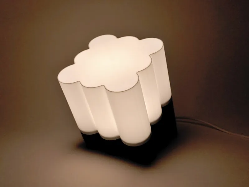 Tilted Lamp3