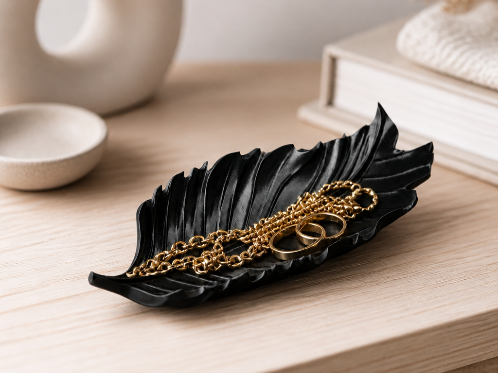 Midnight Leaf Tray - Nature-Inspired Catchall