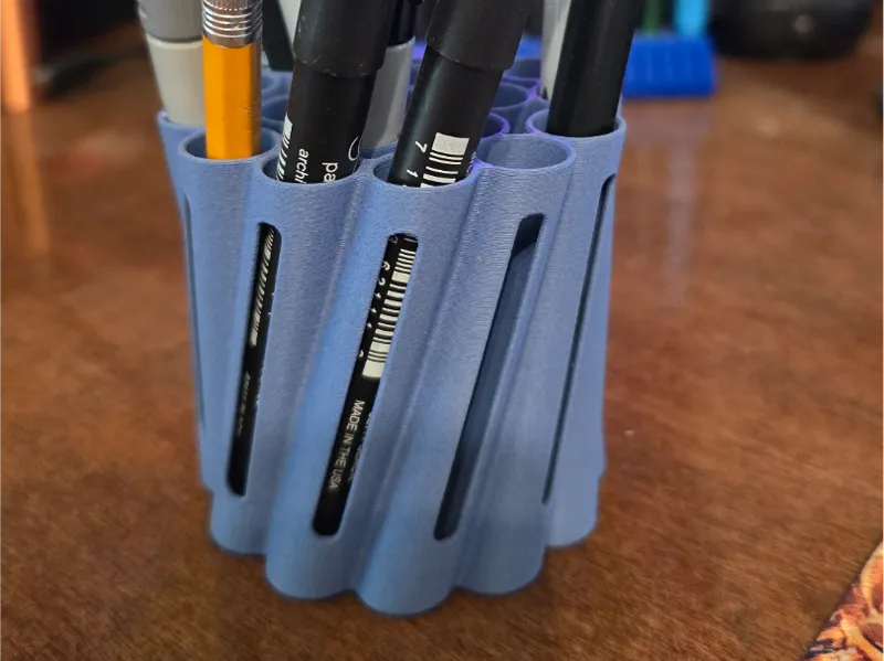 Twisted Pencil Cup