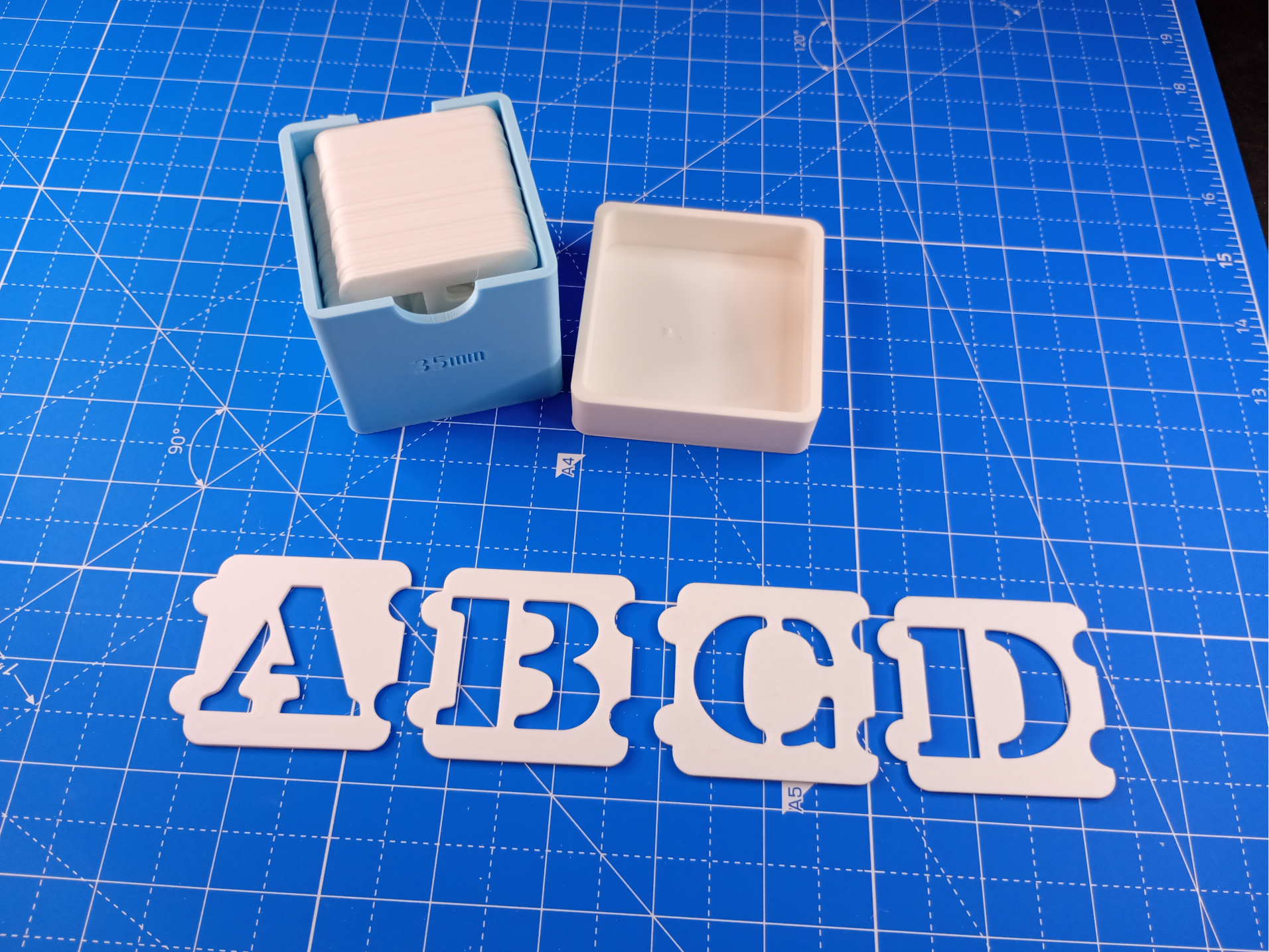 35mm Interlocking Stencil Set with Storage Box