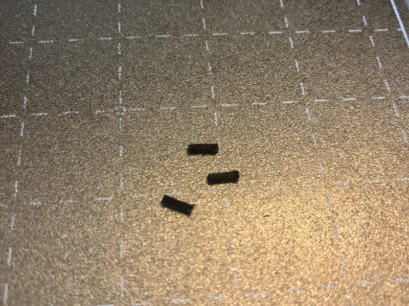 Clarinet connecting rod/pin  or "xi key"