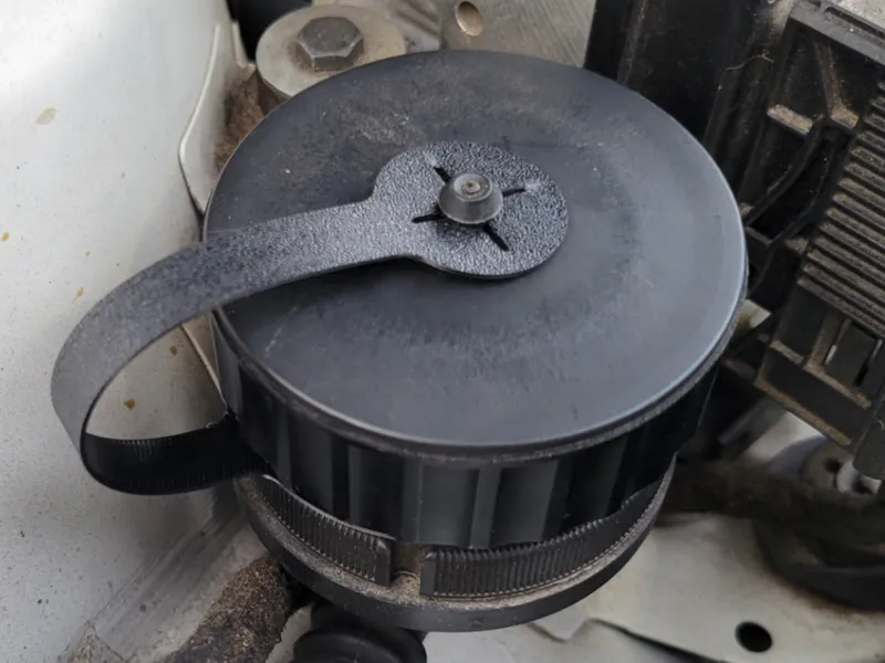 BMW 20-Pin Data Link Cover Tether / Strap