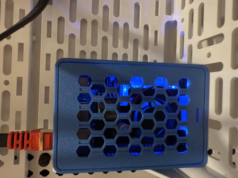 RPi 4 Case to fit GeekPi PoE Hat
