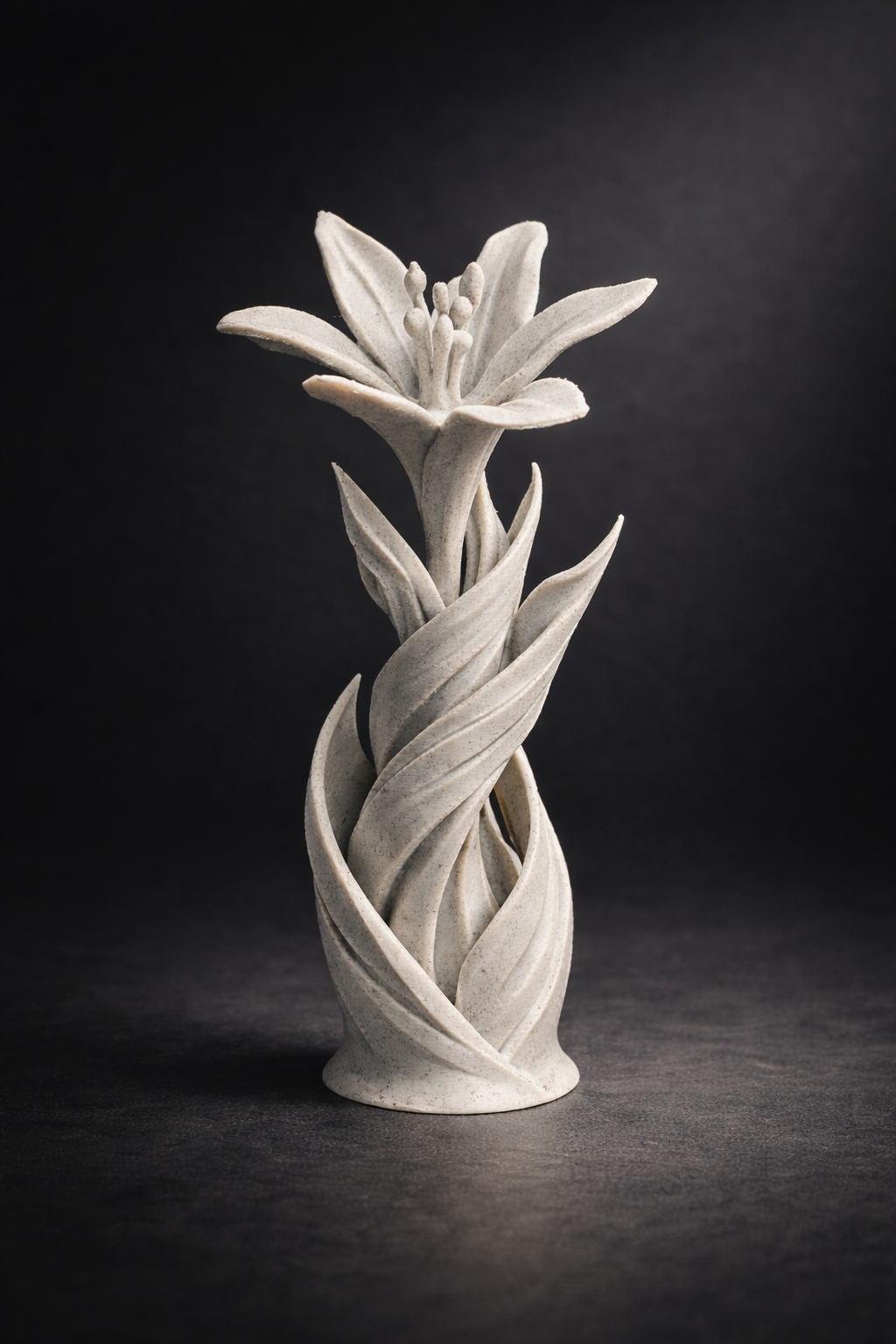 Miniatura 1 do modelo 3D Twisted Lily Sculpture - Elegant Spiral Flower