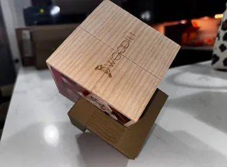 Infinity Photo Cube Stand