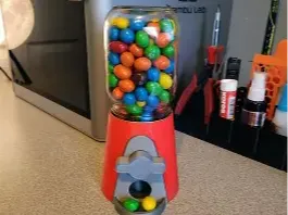 candy/sweet dispenser