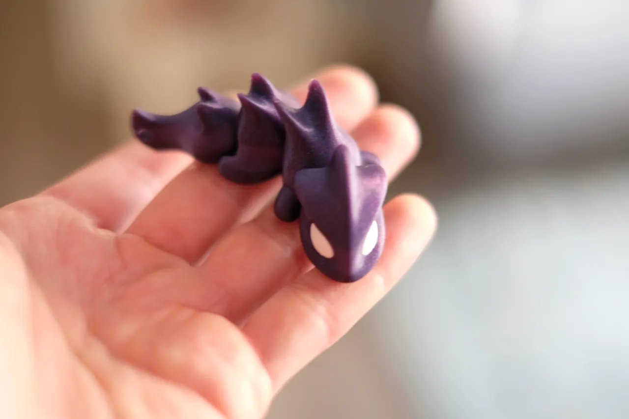 Mini Articulated Dragon (Magnet/Keychain) view 2