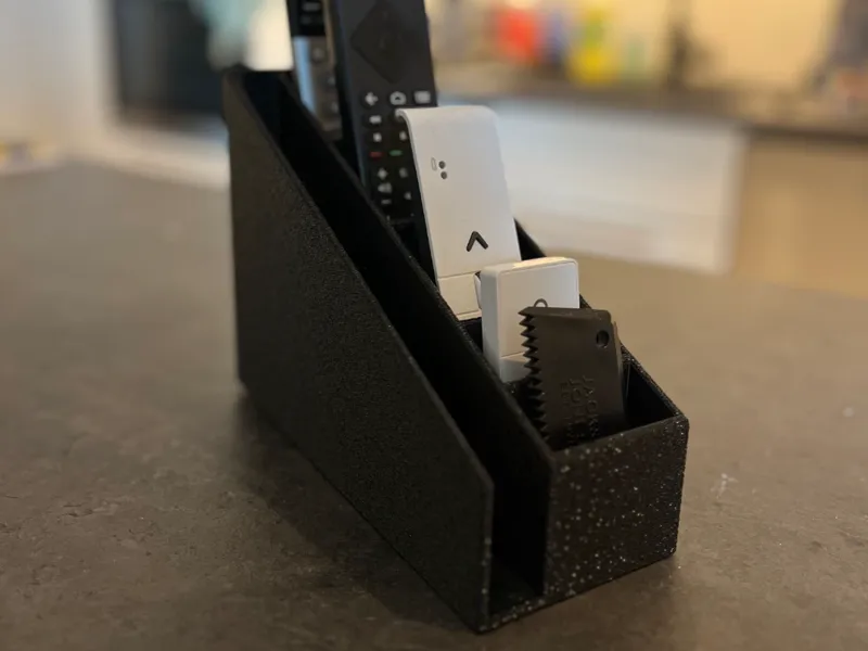 Tablet and remote organizer
