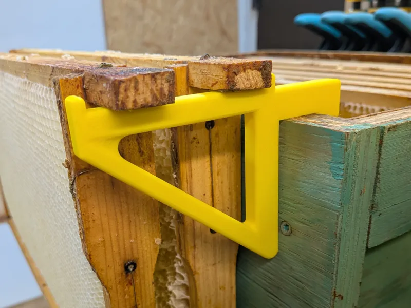 Beekeeper Frame holder