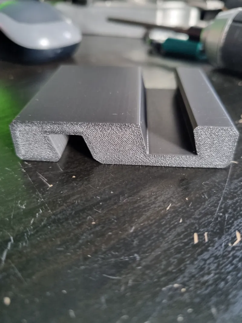 Simple Phone Holder