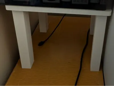 Small Table/Stool for the H2D